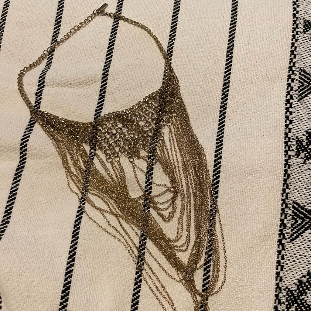 Steve Madden Gold Statement Necklace 15$